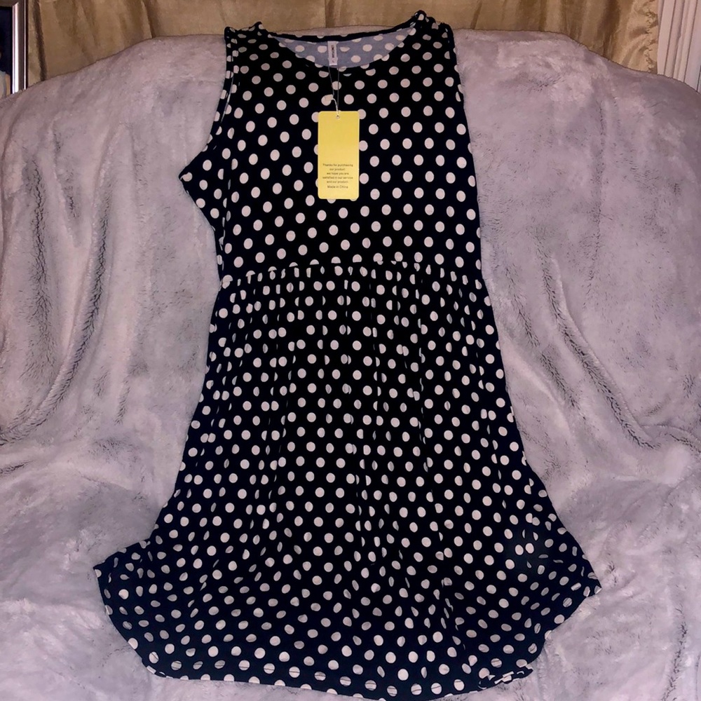 New soft polka dot dress